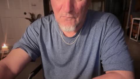 fnkywht60smthng_ online show from March 18, 3:31 am