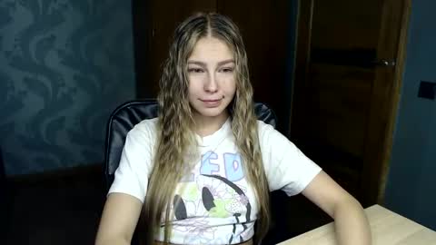 Molli  Ready for any play with you. Hottest show in pvt  Help a student earn big tokens  online show from February 26, 11:37 pm