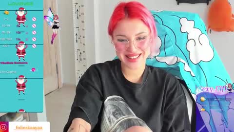 Snapshot of folinskaayaa chatting on December 22, 7:44 am folinskaayaa online show from December 22, 7:44 am