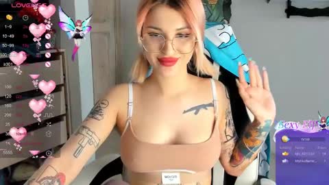 Snapshot of folinskaayaa chatting on March 11, 9:24 am folinskaayaa online show from March 11, 9:24 am