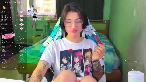 Snapshot of folinskaayaa chatting on November 18, 3:34 am folinskaayaa online show from November 18, 3:34 am