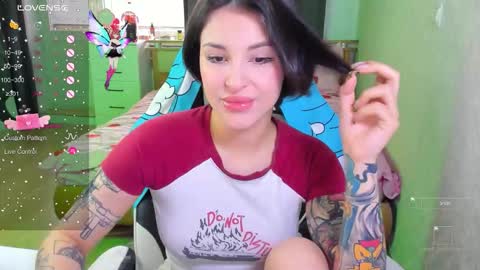 Snapshot of folinskaayaa chatting on December 2, 6:08 am folinskaayaa online show from December 2, 6:08 am