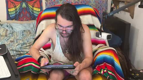 Chris online show from May 2, 9:25 am