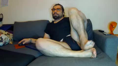 Snapshot of foot_fetish_waw chatting on March 12, 7:28 pm JP online show from March 12, 7:28 pm
