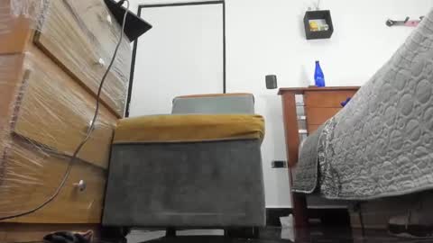 foot_master777 online show from October 22, 5:30 am