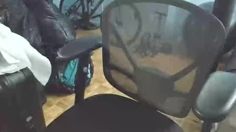 Snapshot of footmasterjosh chatting on May 13, 6:33 am footmasterjosh online show from May 13, 6:33 am