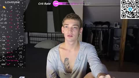 forever_eren online show from November 23, 7:13 pm