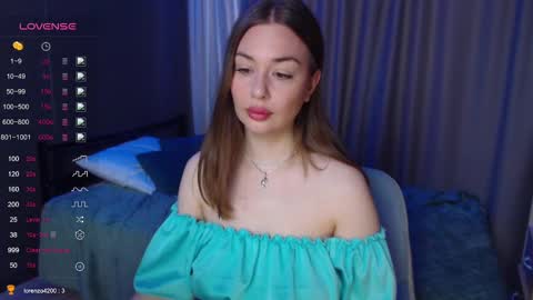 Snapshot of foreversmileme chatting on February 28, 3:04 am Julia online show from February 28, 3:04 am