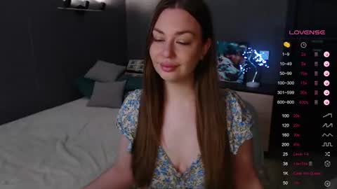 Snapshot of foreversmileme chatting on June 22, 2:35 am Julia online show from June 22, 2:35 am