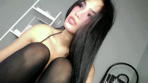 Snapshot of forget_me_not69 chatting on June 11, 2:53 am KHATRINA STACIE MARIE online show from June 11, 2:53 am