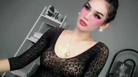 Snapshot of forget_me_not69 chatting on June 17, 10:50 am KHATRINA STACIE MARIE online show from June 17, 10:50 am