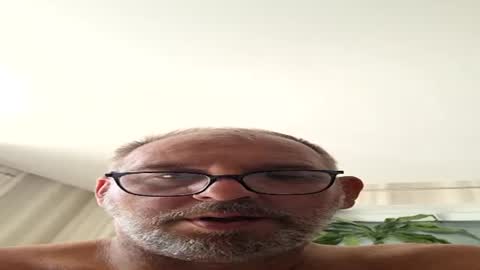 Snapshot of fossati chatting on July 1, 7:21 am fossati online show from July 1, 7:21 am