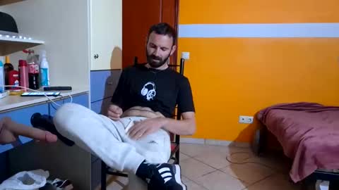 fotinakisdionisis696540 online show from October 12, 11:42 am