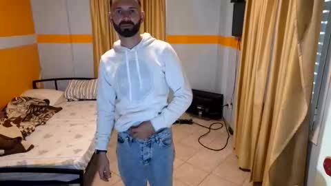fotinakisdionisis696540 online show from October 16, 12:39 pm
