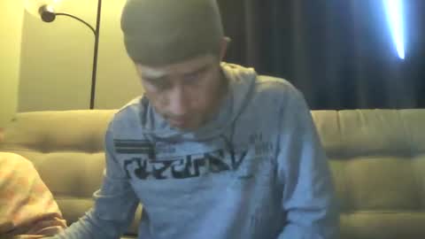 fouraide42 online show from December 1, 4:29 pm