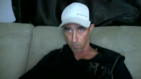 fouraide42 online show from February 24, 1:42 pm