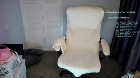 Jasmine Im back online show from July 22, 2:36 am