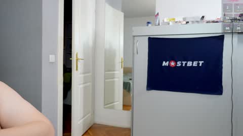 CUSTOM PHOTOS AND VIDEOS -  online show from December 6, 2:49 pm