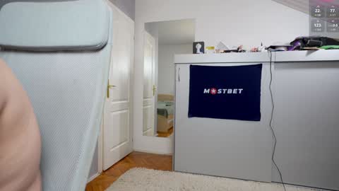 CUSTOM PHOTOS AND VIDEOS -  online show from December 7, 2:24 pm