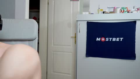 CUSTOM PHOTOS AND VIDEOS -  online show from December 12, 2:55 pm