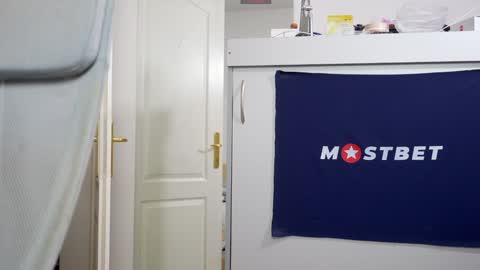 CUSTOM PHOTOS AND VIDEOS -  online show from December 12, 5:59 pm