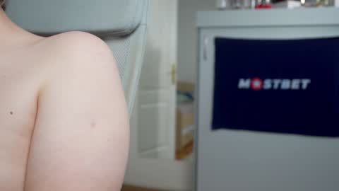 CUSTOM PHOTOS AND VIDEOS -  online show from January 26, 11:17 am