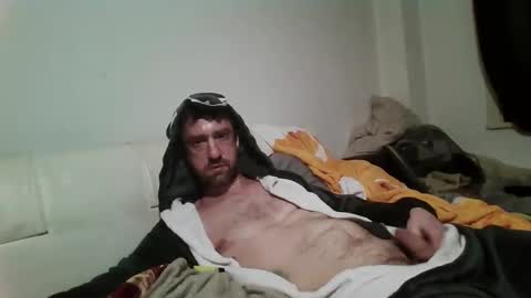 Snapshot of foxikxx69 chatting on February 13, 9:33 pm foxikxx69 online show from February 13, 9:33 pm