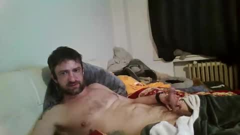 Snapshot of foxikxx69 chatting on February 15, 3:47 am foxikxx69 online show from February 15, 3:47 am