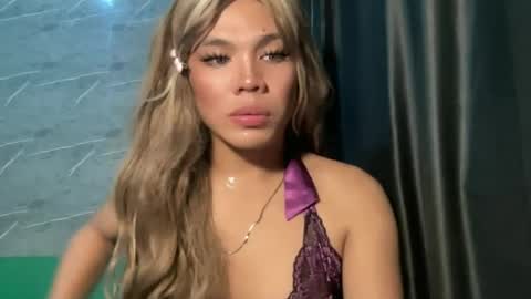 Snapshot of foxli_xx chatting on June 16, 11:57 am KITTY online show from June 16, 11:57 am