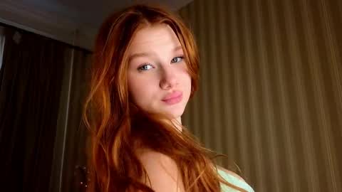 Snapshot of foxxx_tail chatting on May 13, 2:03 pm Petra online show from May 13, 2:03 pm