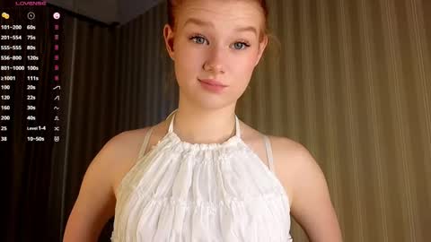 Snapshot of foxxx_tail chatting on May 22, 2:44 pm Petra online show from May 22, 2:44 pm