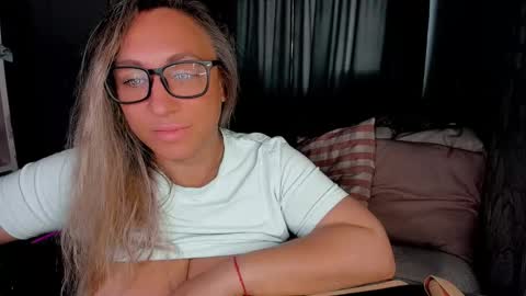 Kris online show from October 1, 1:00 am