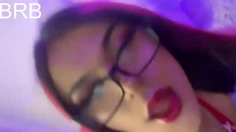Snapshot of foxxy_angel chatting on July 4, 7:20 pm Santi online show from July 4, 7:20 pm
