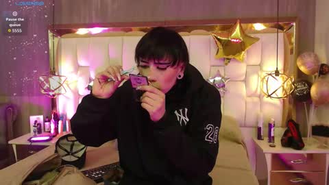 Foxxy  online show from November 11, 11:10 am