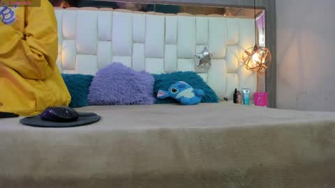 Snapshot of foxxy_dolce chatting on March 28, 11:21 am Foxxy online show from March 28, 11:21 am