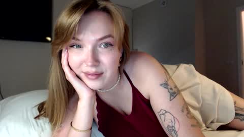Snapshot of foxxycindy chatting on September 11, 10:54 pm Cindy online show from September 11, 10:54 pm