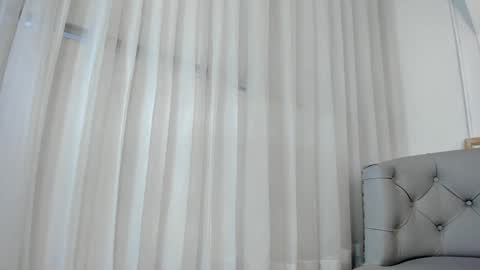 Foxy online show from February 3, 11:05 pm