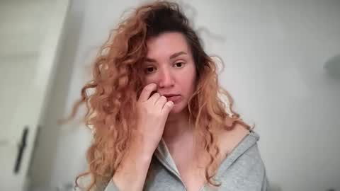 foxy_and_classy online show from April 27, 11:52 am