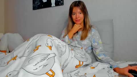 Snapshot of foxy_blond chatting on November 5, 1:16 am Foxy online show from November 5, 1:16 am