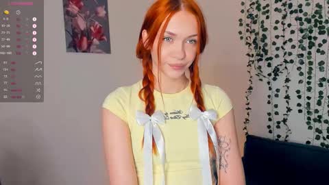 Snapshot of foxy_blush chatting on November 16, 9:09 pm Eva online show from November 16, 9:09 pm