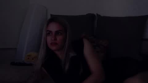 Snapshot of foxy_kimmi chatting on May 19, 5:58 am Foxy Kimmi online show from May 19, 5:58 am