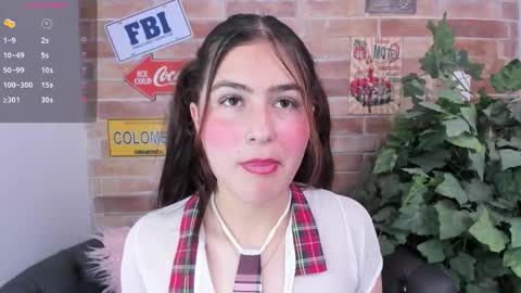 Miss Rhenna online show from December 19, 6:15 pm