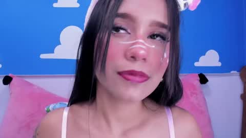 Snapshot of foxy_samy chatting on June 5, 6:13 pm Samy online show from June 5, 6:13 pm