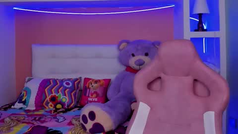 Miss Susan online show from March 14, 11:04 am