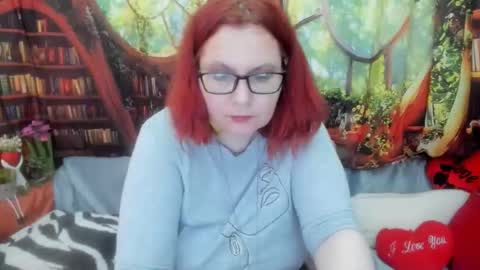 Snapshot of foxydesiree chatting on May 29, 3:43 pm foxydesiree online show from May 29, 3:43 pm