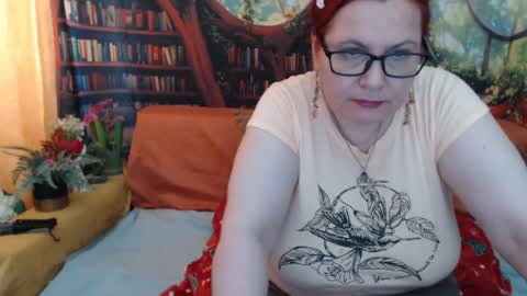 Snapshot of foxydesiree chatting on June 27, 9:03 am foxydesiree online show from June 27, 9:03 am