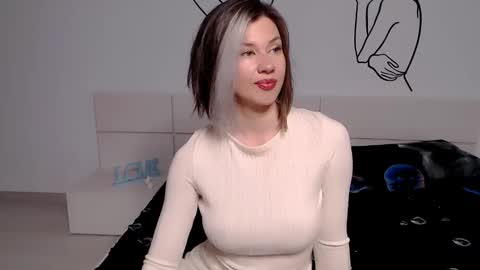 Snapshot of foxydevilish chatting on November 23, 12:54 am Fox online show from November 23, 12:54 am