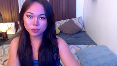 Ms. FOX online show from October 11, 8:07 pm