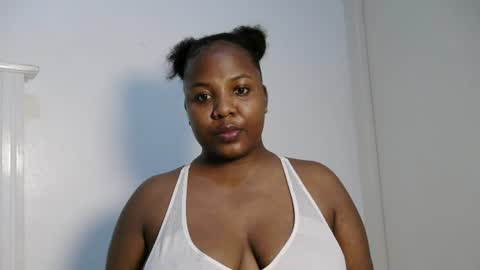 Snapshot of foxykay1 chatting on June 26, 3:44 am Kayla online show from June 26, 3:44 am