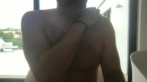 Snapshot of foxysausage chatting on June 30, 9:21 am foxysausage online show from June 30, 9:21 am